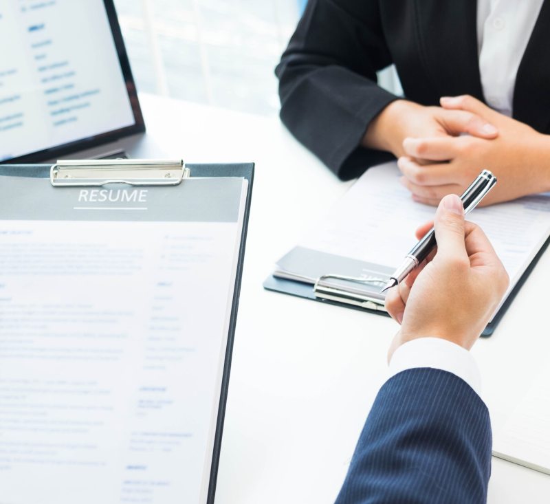 Resumes for applying for jobs, introducing and presenting work records, educational background, personal history to apply for jobs suitable for positions in business organizations